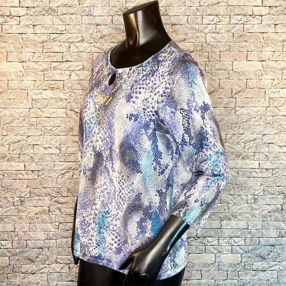 Alfred Dunner Shimmery Blouse with Keyhole Neckline Size S Oversized Abstract - Picture 2 of 8